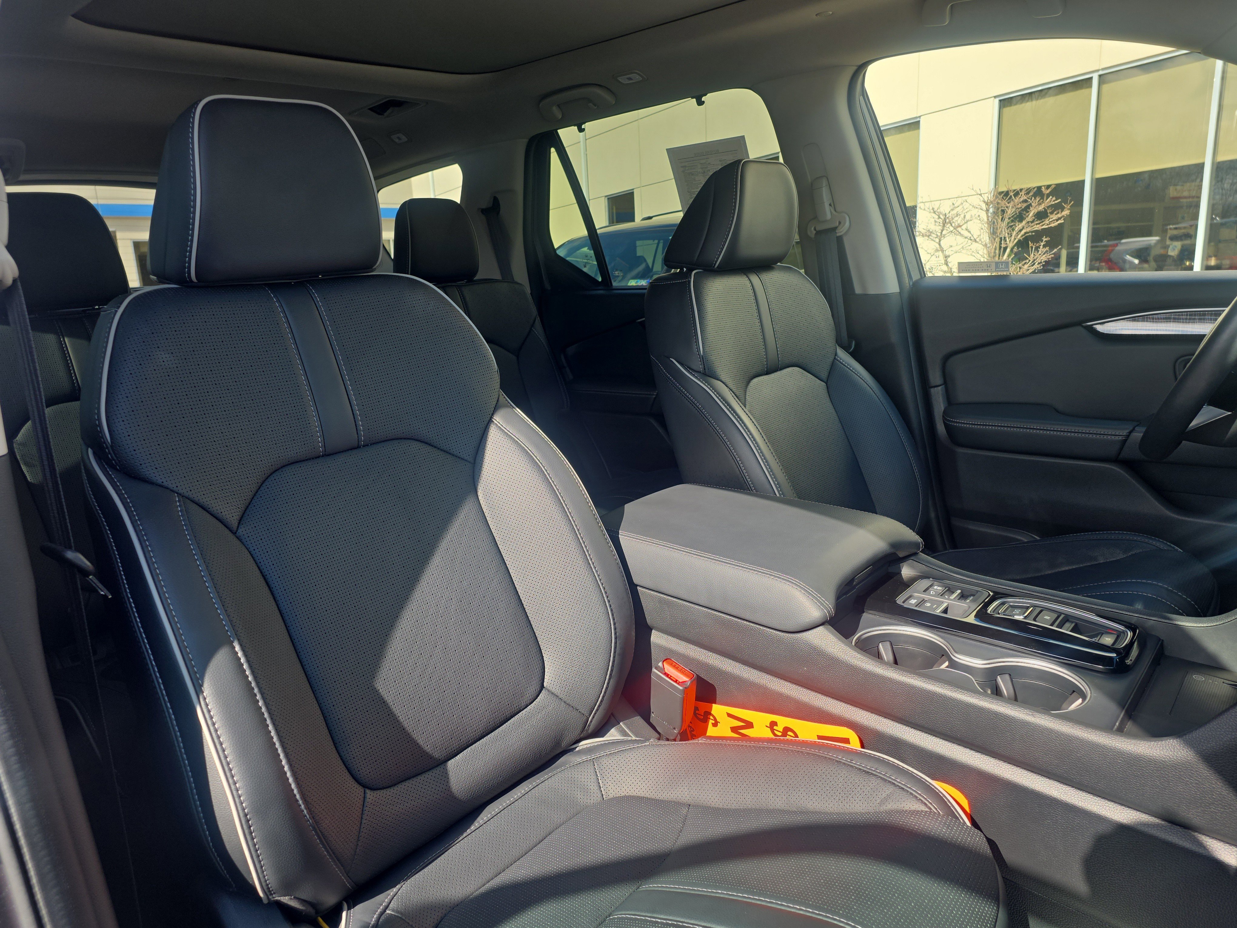 Used 2023 Honda Pilot Elite image 13