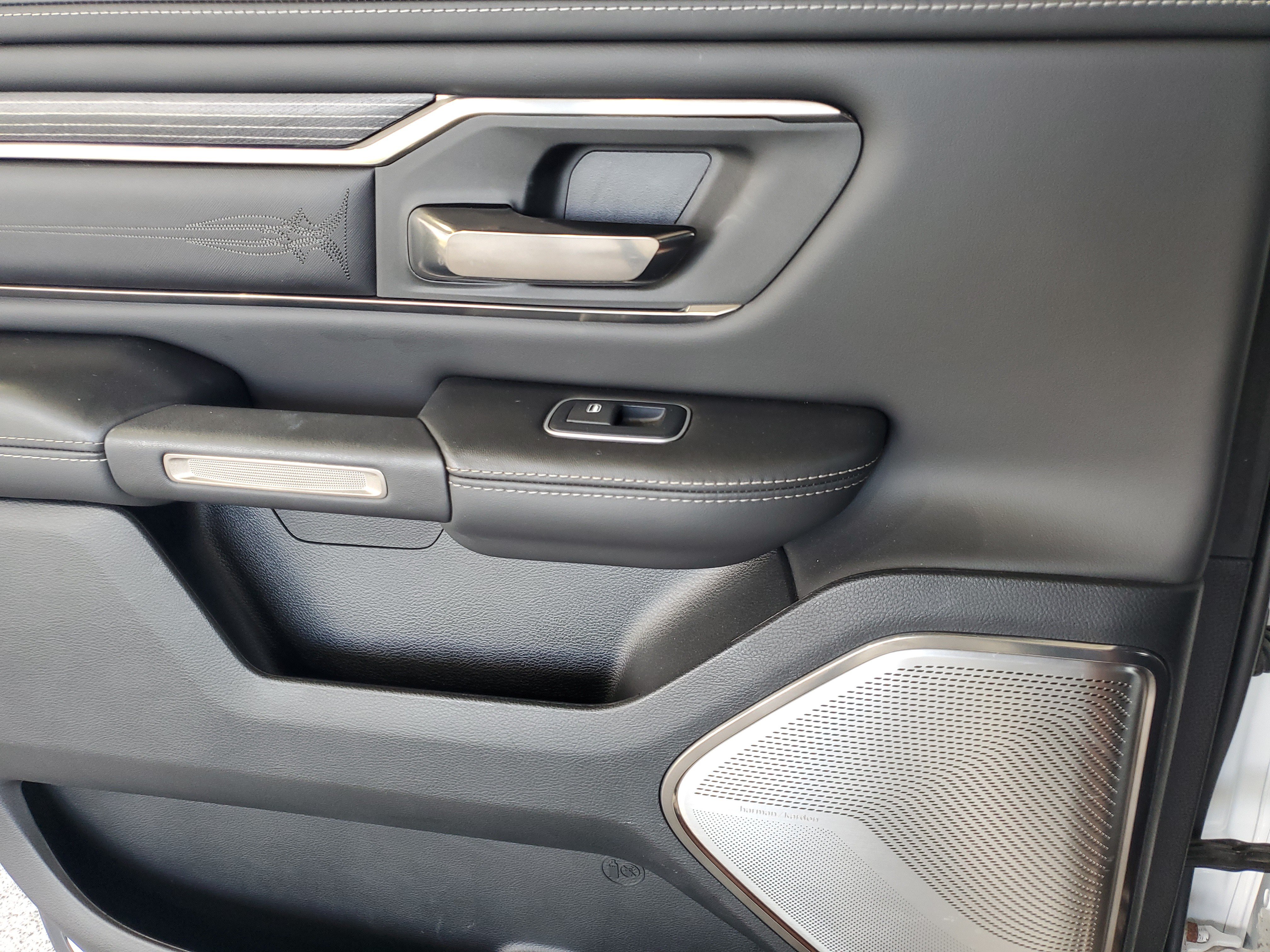 Certified 2021 RAM 1500 Limited w/ Night Edition RWD image 13