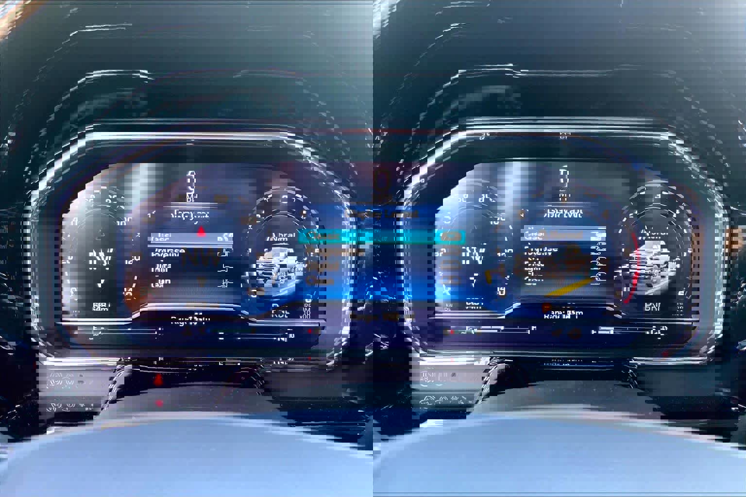 Used 2024 Chevrolet Silverado 2500 LTZ w/ LTZ Convenience Package image 26