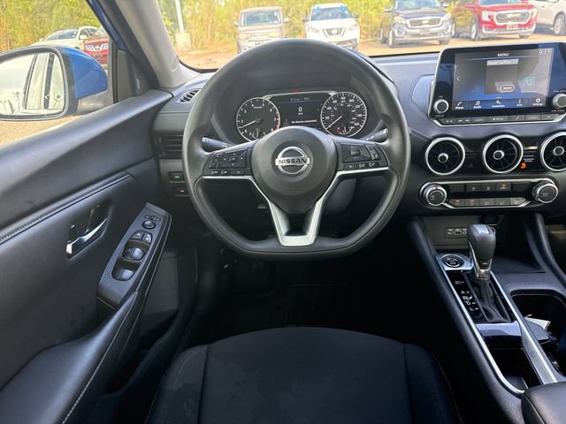 Certified 2023 Nissan Sentra SV FWD image 14