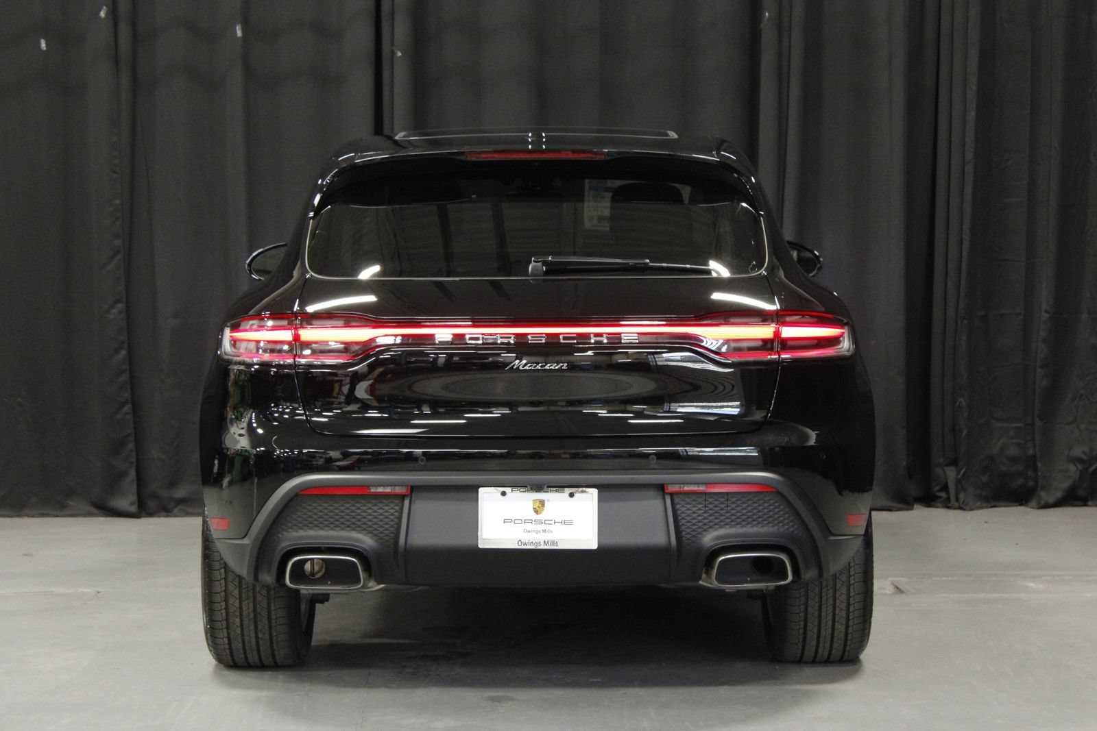 New 2026 Porsche Macan AWD/4WD image 4