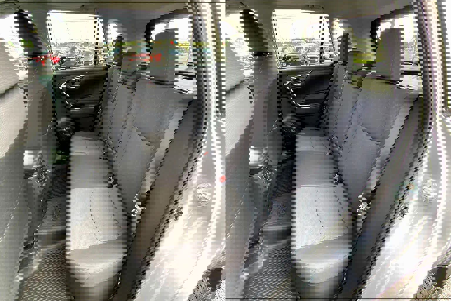 Used 2024 Toyota RAV4 XLE w/ Convenience Package image 20