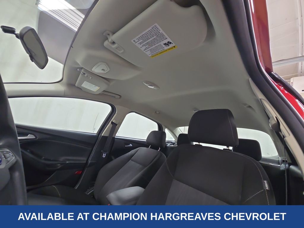 Used 2017 Ford Focus SE image 26