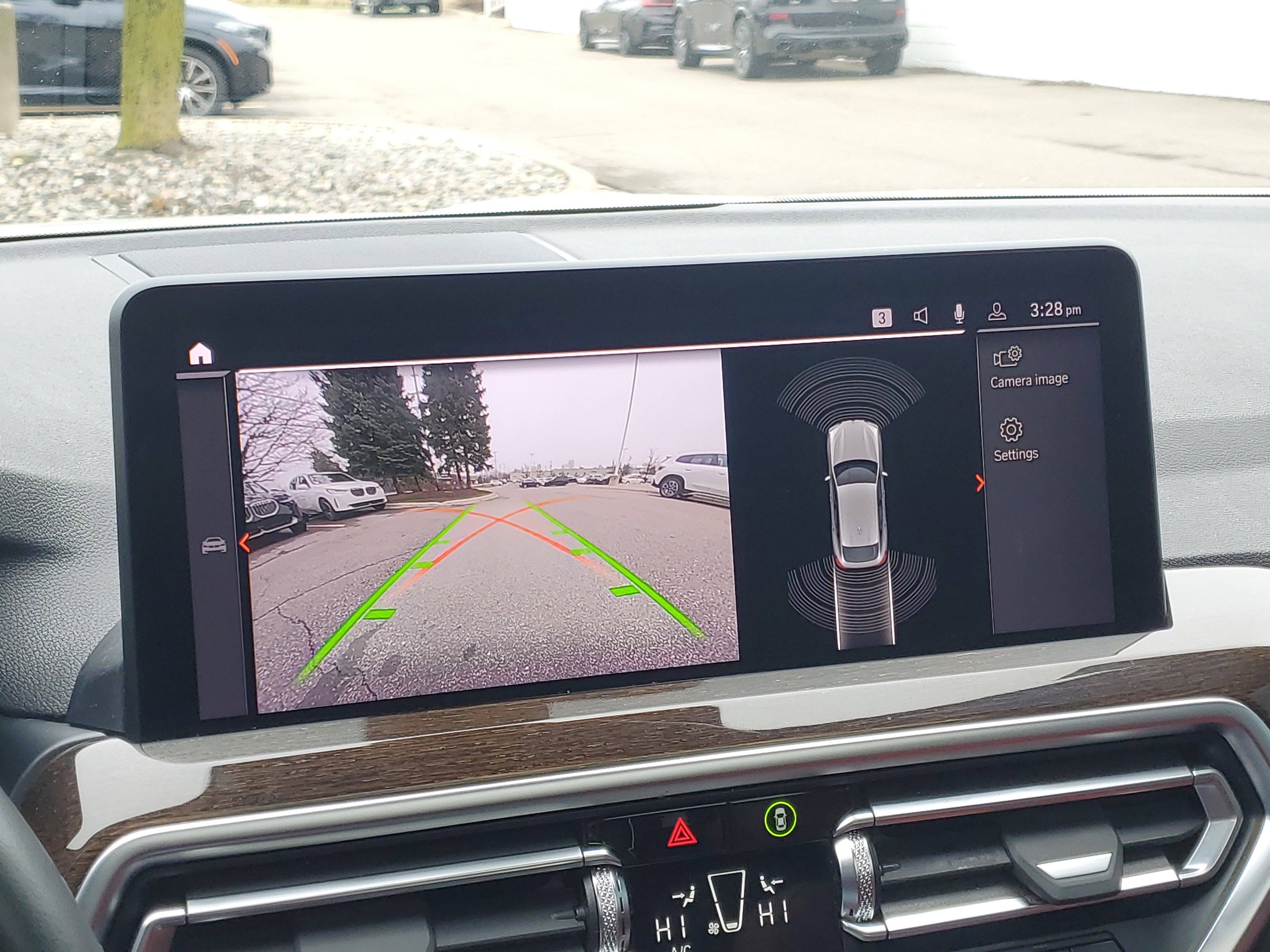 Used 2023 BMW X4 xDrive30i image 17