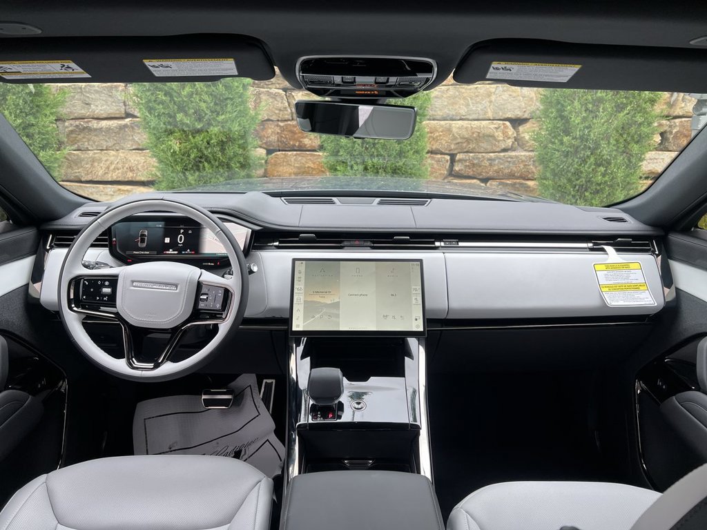 Used 2026 Land Rover Range Rover Sport Dynamic SE AWD/4WD image 12