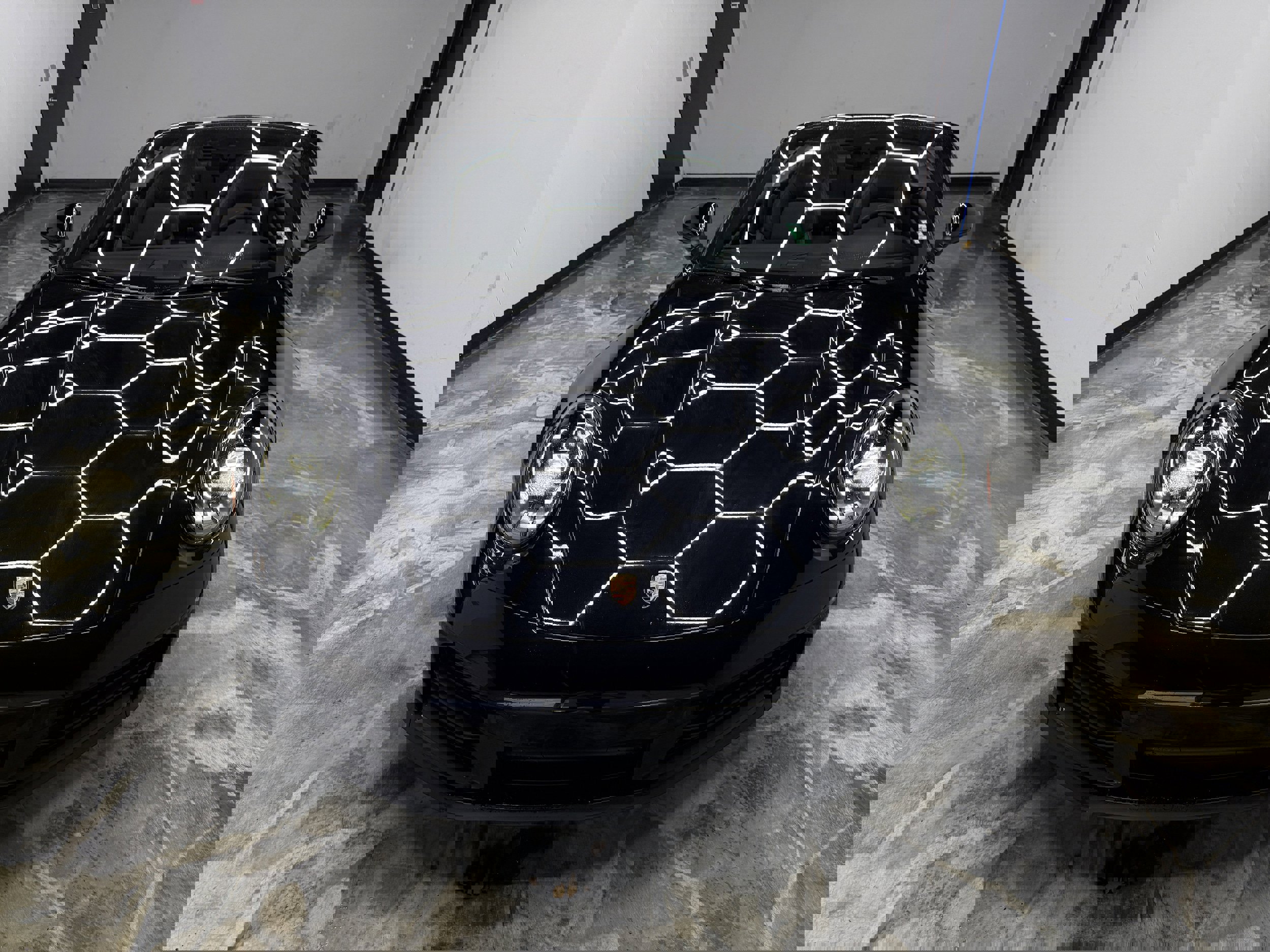 Used 2025 Porsche 911 Carrera RWD image 40