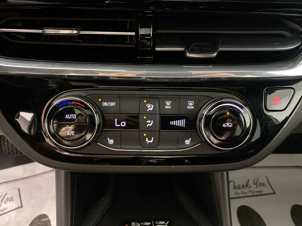 Certified 2025 Buick Envista Sport Touring w/ Convenience I Package FWD image 18