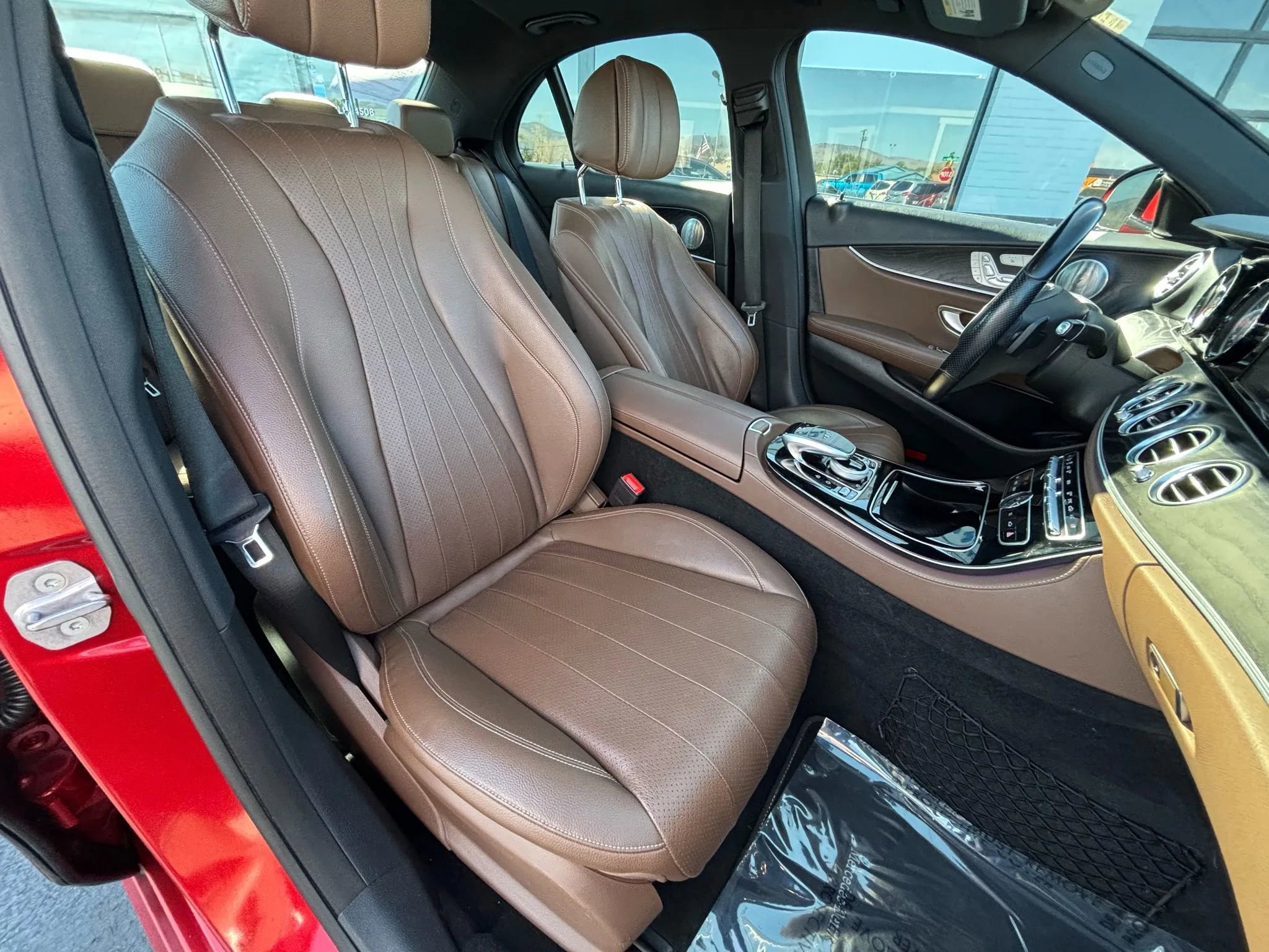 Used 2017 Mercedes-Benz E 300 image 7