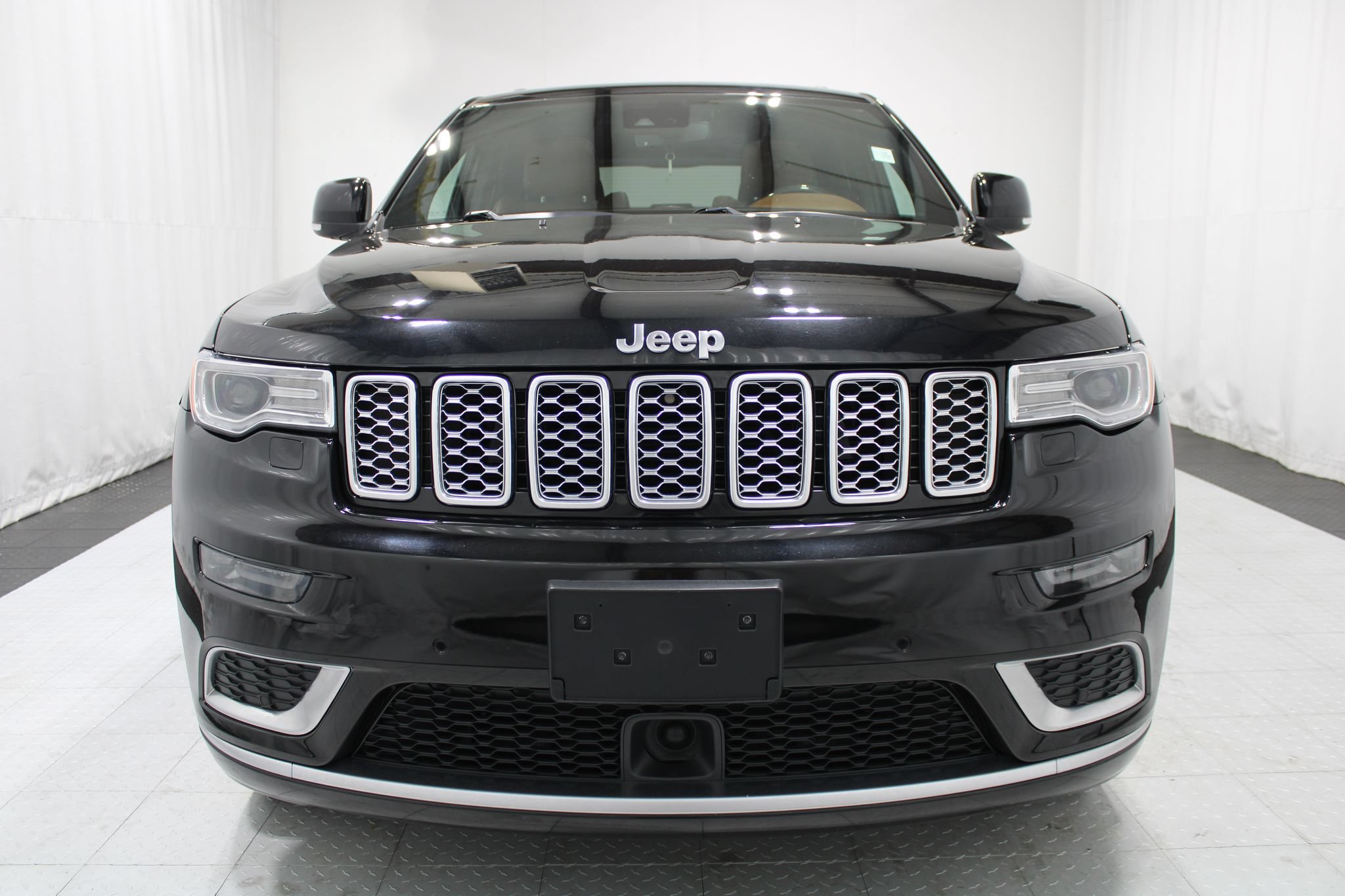 Used 2020 Jeep Grand Cherokee Summit w/ Platinum Series Group AWD/4WD image 3