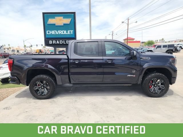 Certified 2022 GMC Sierra 1500 AT4 w/ AT4 Premium Package AWD/4WD image 3
