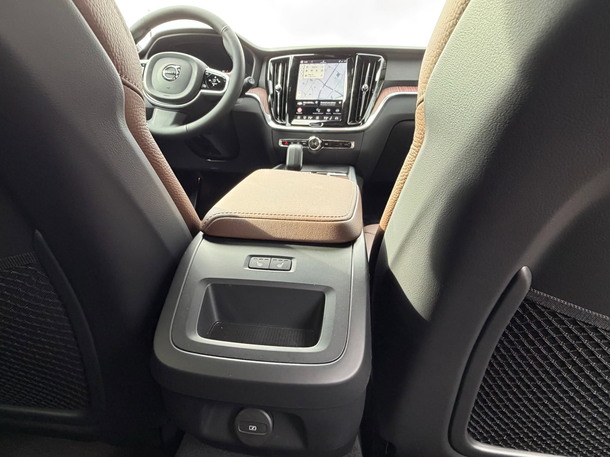 New 2026 Volvo V60 B5 Cross Country Plus w/ Climate Package AWD/4WD image 11