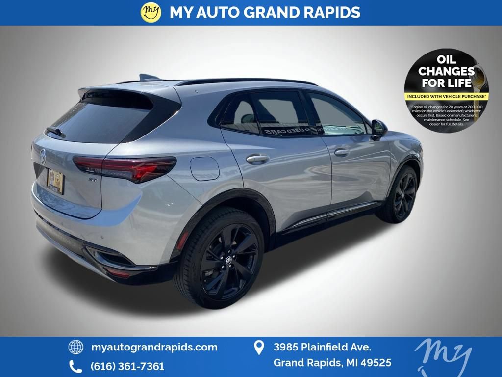 Used 2023 Buick Envision Essence w/ Sport Touring Package AWD/4WD image 5