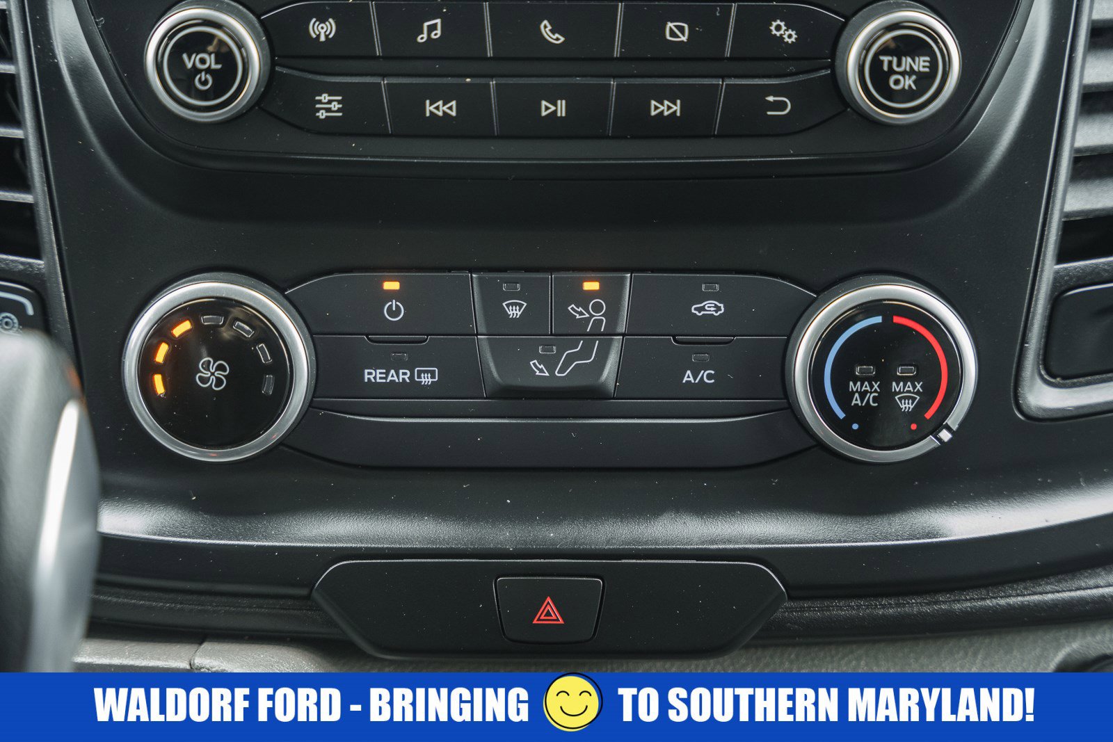 Used 2023 Ford Transit 350 XL image 27