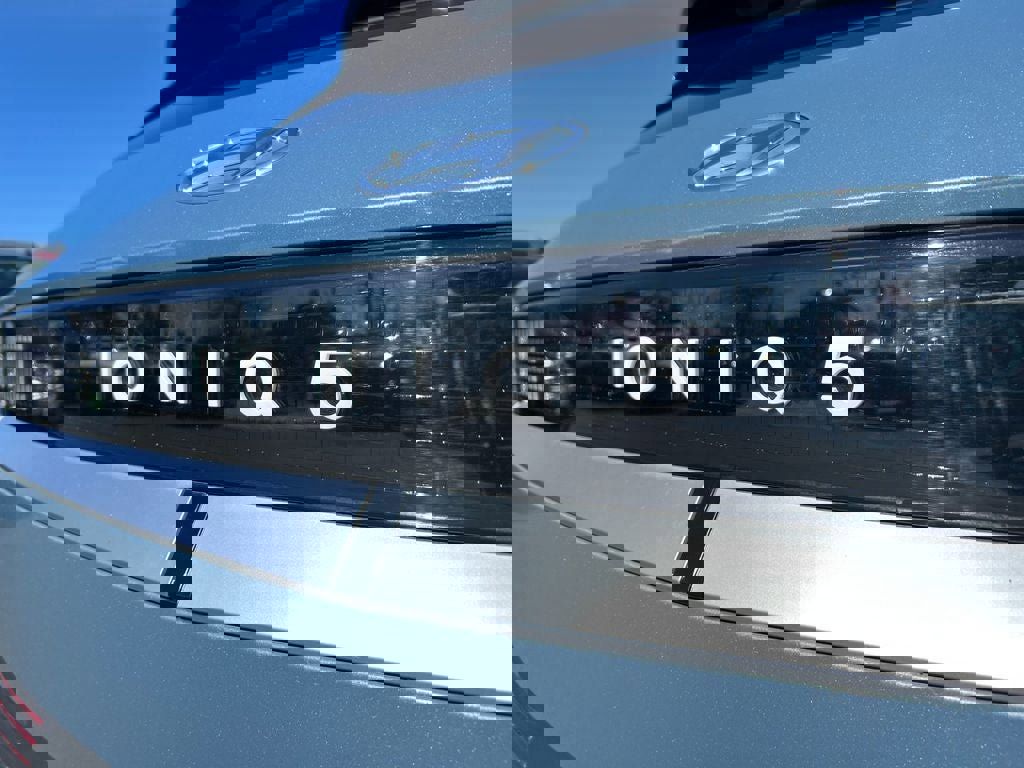 Certified 2023 Hyundai Ioniq 5 SEL w/ Cargo Package image 32