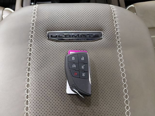 Used 2026 GMC Yukon XL Denali Ultimate w/ LPO, Get Active Package AWD/4WD image 11