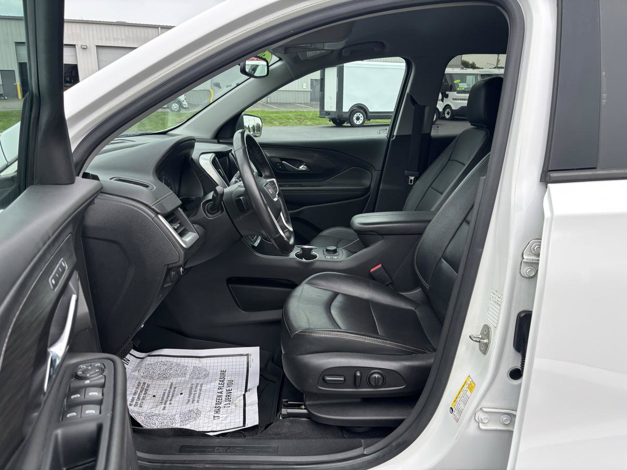 Used 2019 GMC Terrain SLT w/ Preferred Package AWD/4WD image 9