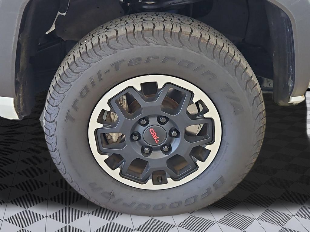 Used 2024 Toyota Tacoma TRD Off-Road AWD/4WD image 30