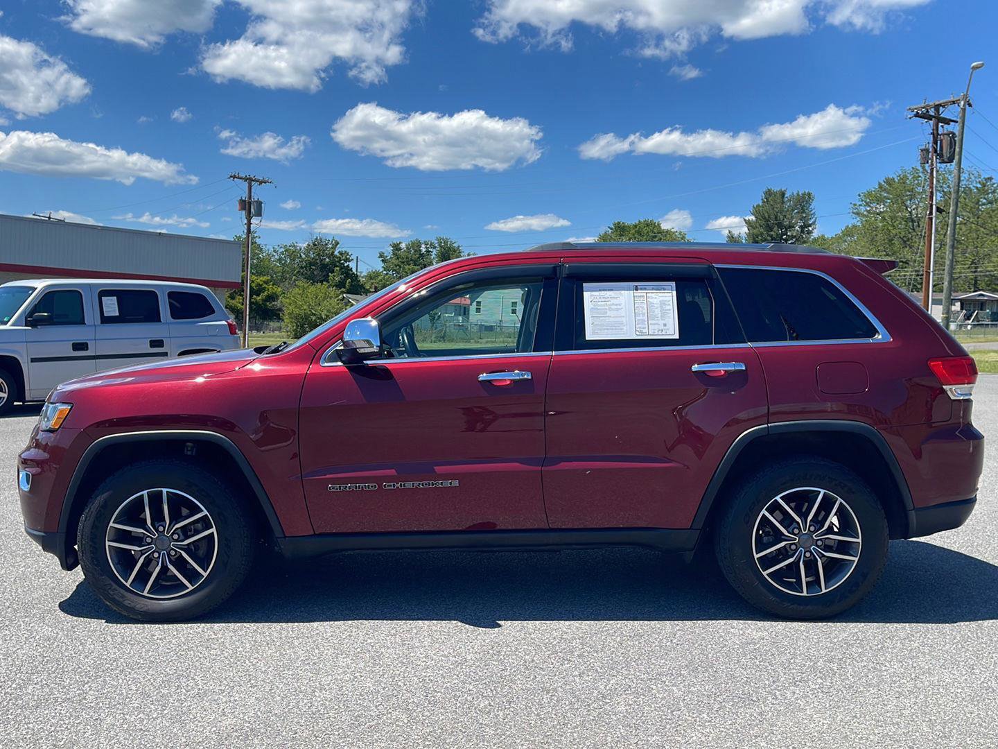 Used 2019 Jeep Grand Cherokee Limited w/ Trailer Tow Group IV AWD/4WD image 39