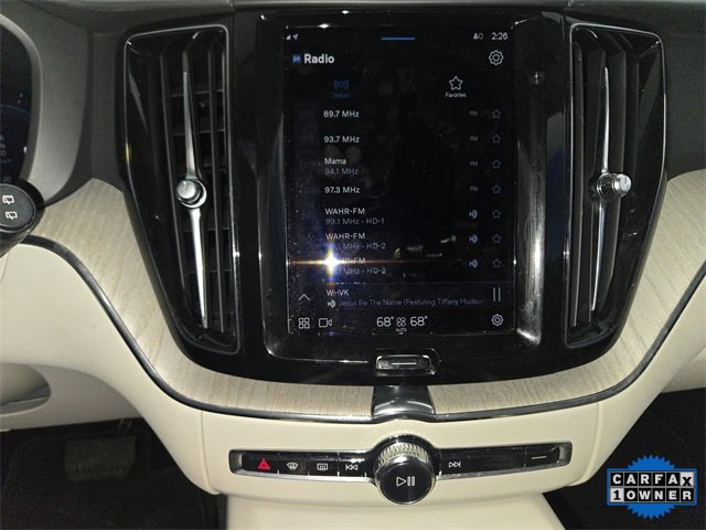 Used 2023 Volvo XC60 B5 Plus w/ Protection Package Premier image 15