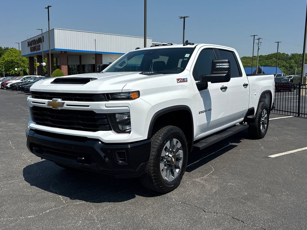 Used 2025 Chevrolet Silverado 2500 Custom w/ Custom Value Package AWD/4WD video 2