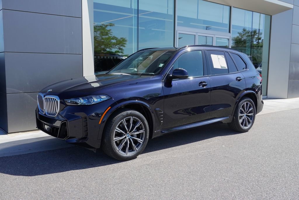 Used 2026 BMW X5 xDrive40i AWD/4WD image 3