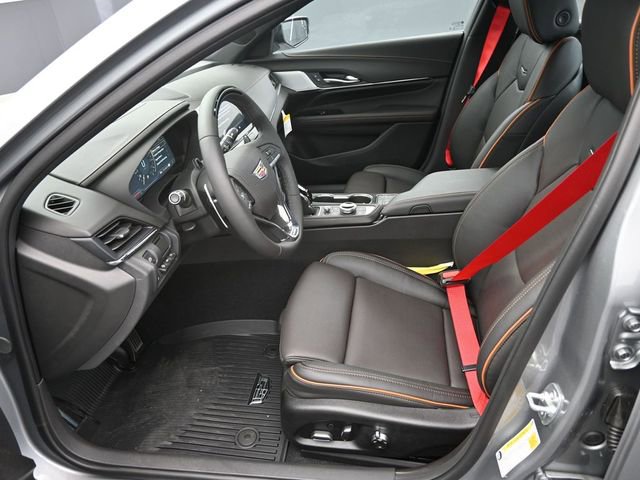 New 2025 Cadillac CT4 V w/ Super Cruise Package image 13