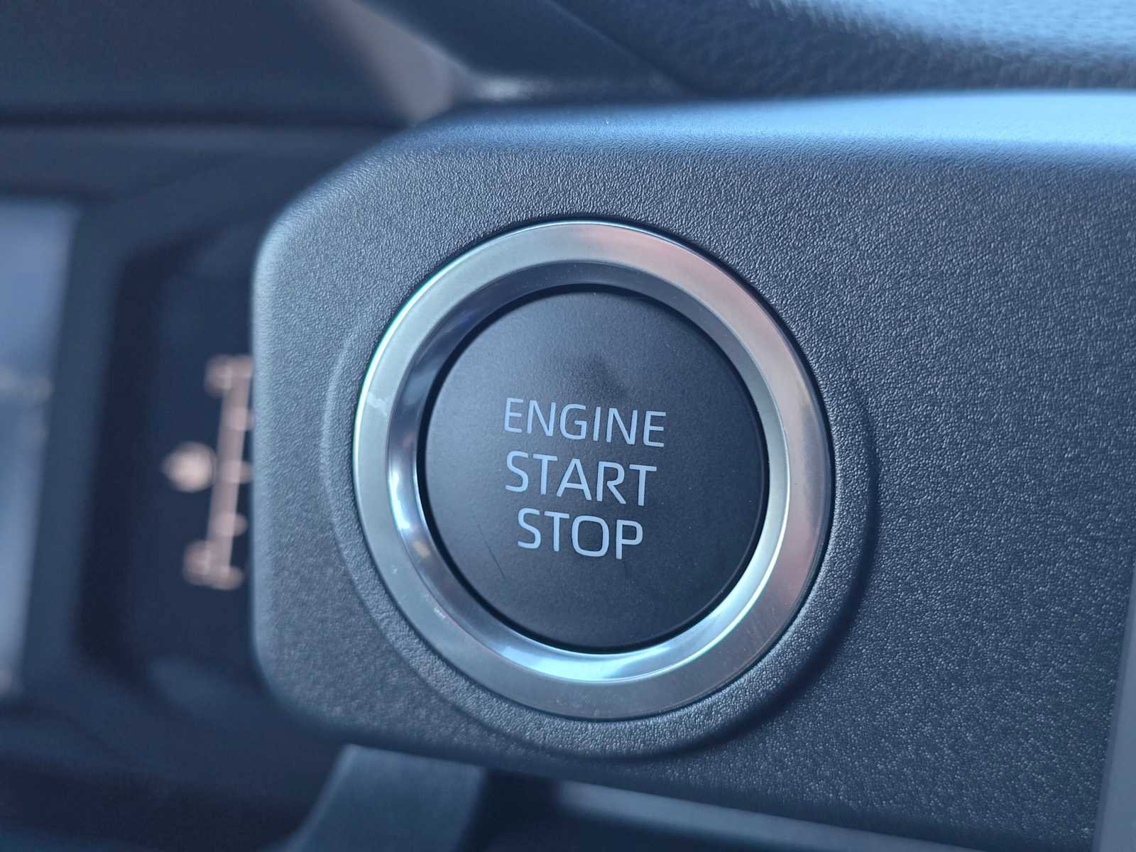 Certified 2025 Toyota 4Runner SR5 image 35