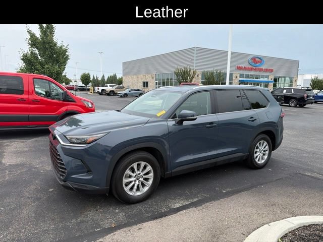 Used 2025 Toyota Grand Highlander FWD image 9