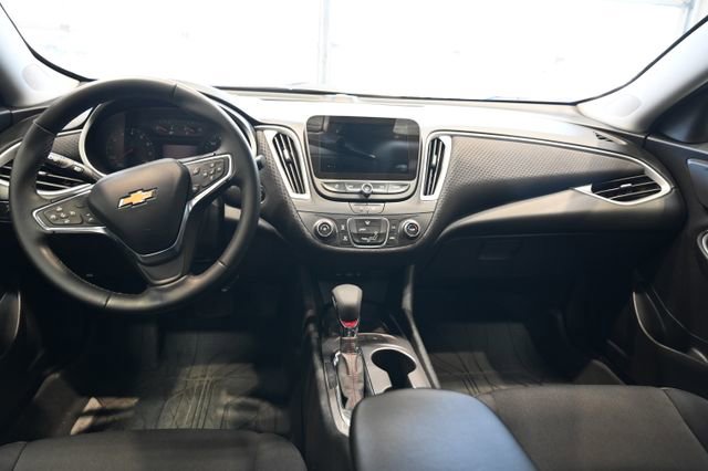 Used 2024 Chevrolet Malibu RS w/ LPO, Floor Liner Package image 12