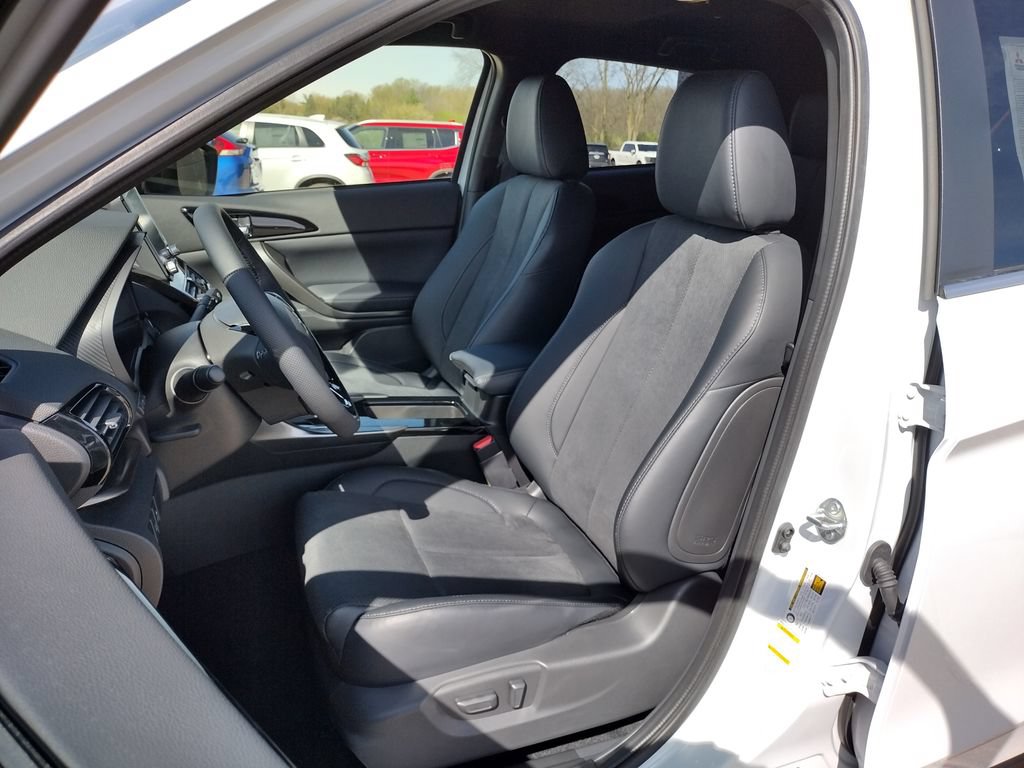 New 2026 Mitsubishi Eclipse Cross AWD image 6