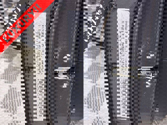 Used 2018 Chrysler 300 Limited image 35