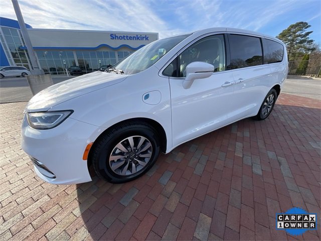Used 2022 Chrysler Pacifica Touring-L image 33