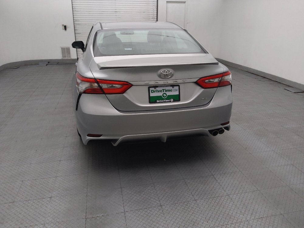 Used 2018 Toyota Camry SE w/ Convenience Package FWD image 6