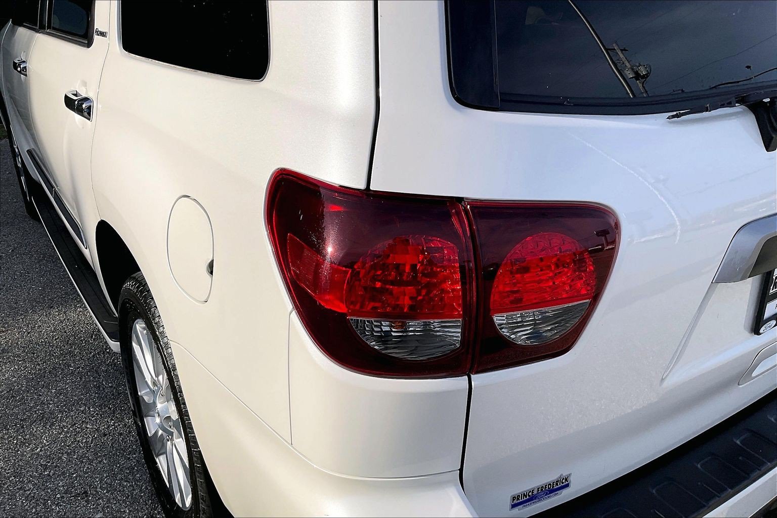Used 2021 Toyota Sequoia Platinum AWD/4WD image 30