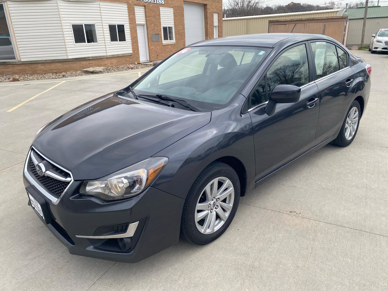 Used 2016 Subaru Impreza 2.0i Premium AWD/4WD image 2