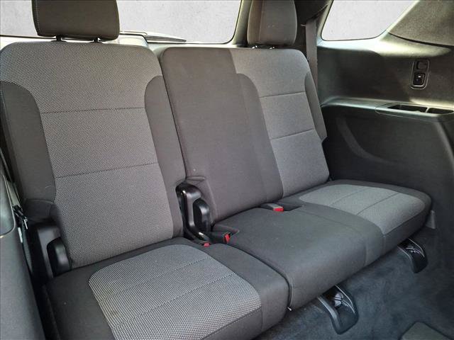 Used 2023 Chevrolet Traverse LT FWD image 19