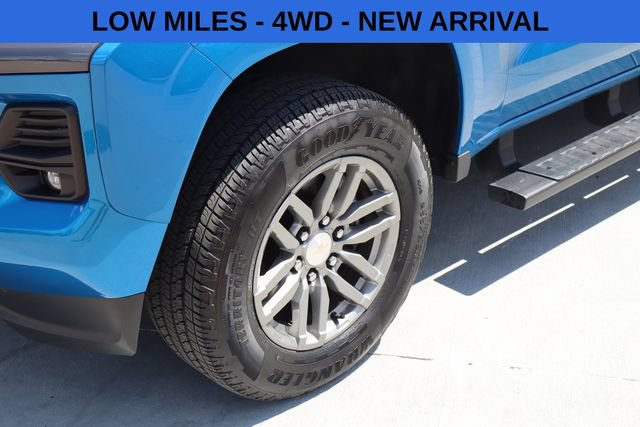 Used 2023 Chevrolet Colorado LT w/ LT Convenience Package AWD/4WD image 2