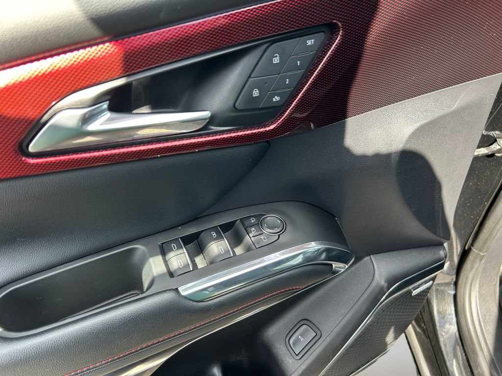 Used 2024 Chevrolet Traverse RS image 21