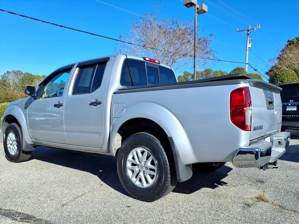 Used 2017 Nissan Frontier SV image 4