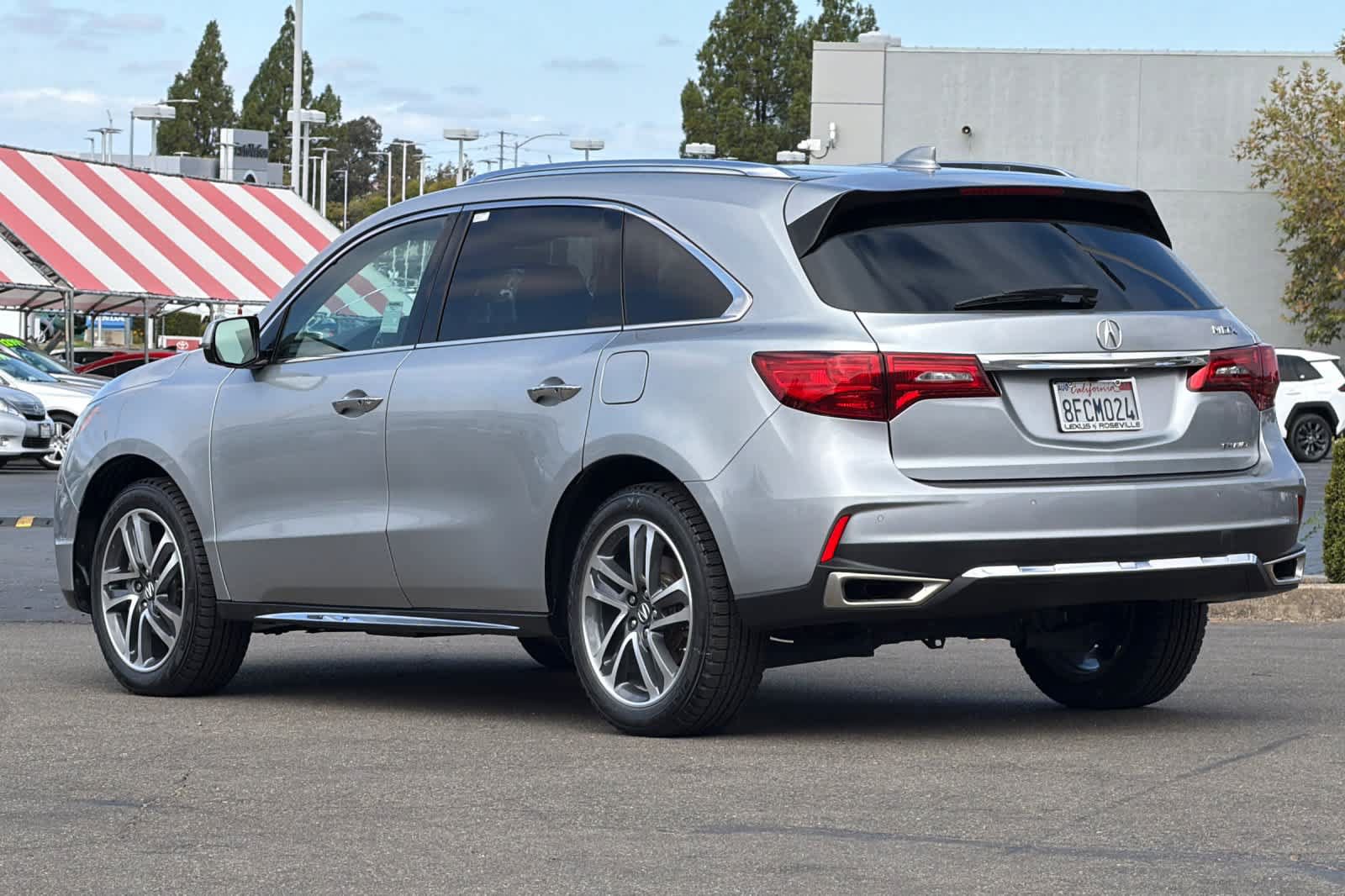 Used 2018 Acura MDX w/ Advance & Entertainment Pac AWD/4WD image 7