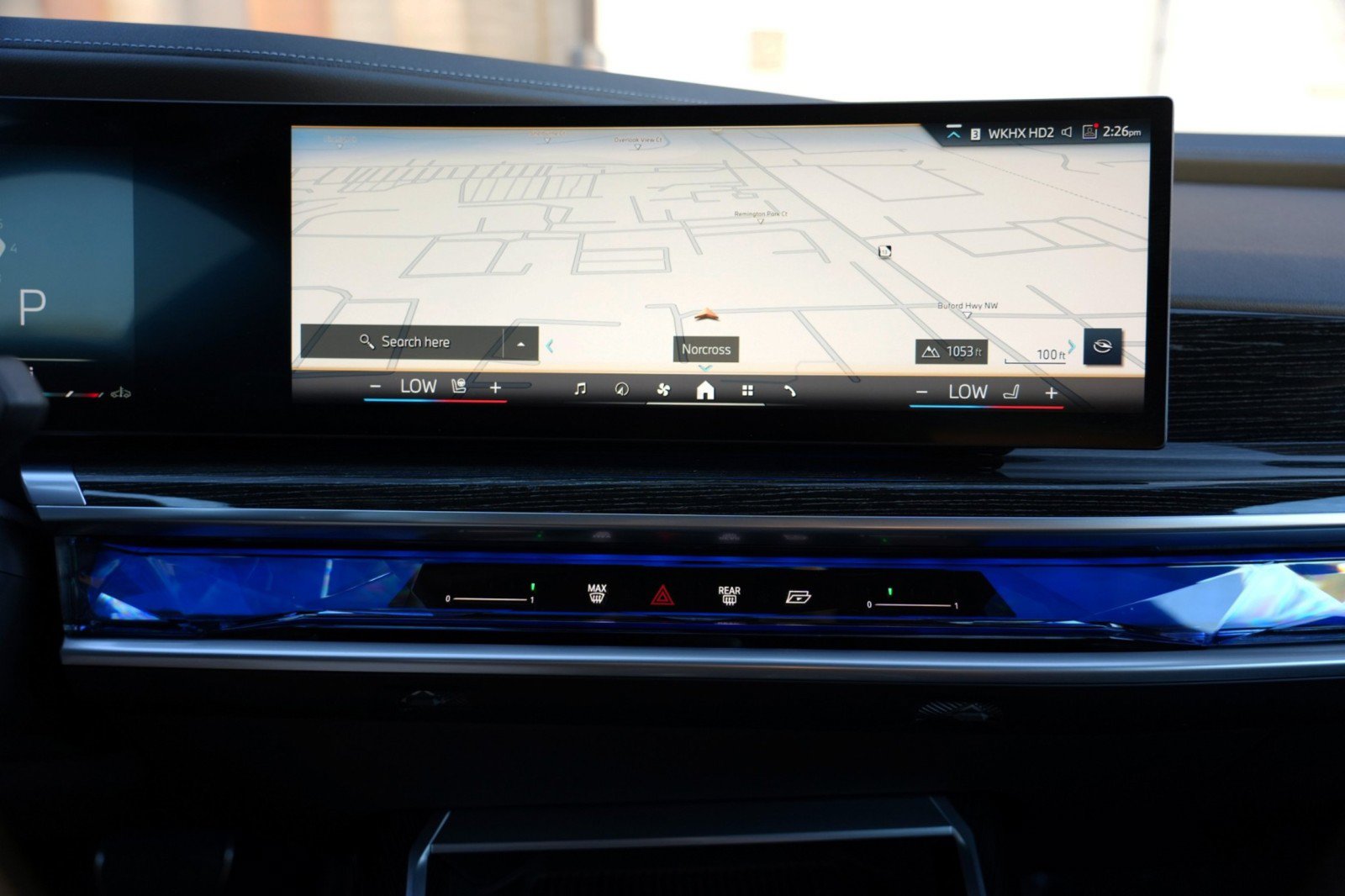 Used 2023 BMW 740i RWD image 25