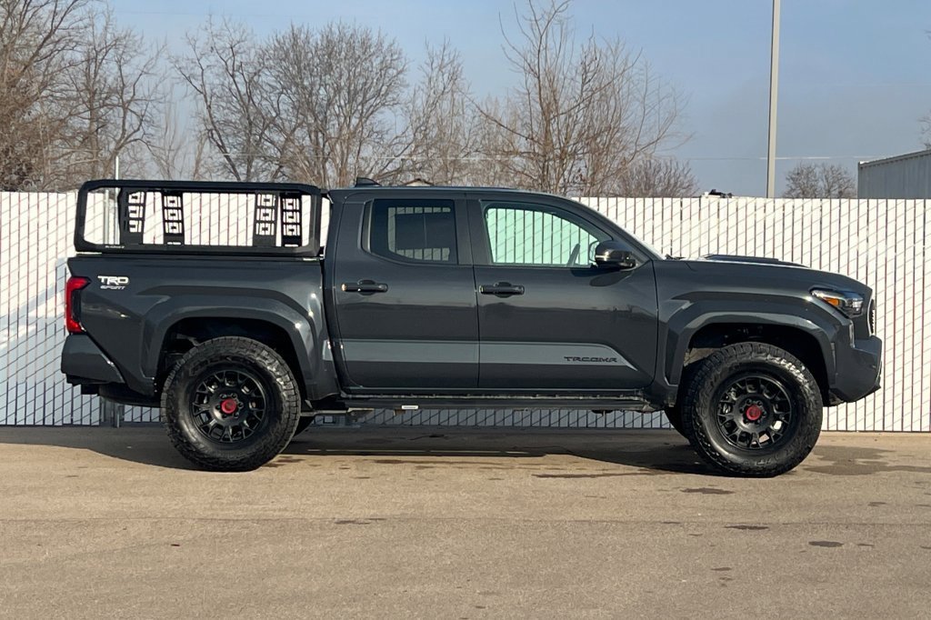 Used 2024 Toyota Tacoma TRD Sport video 3