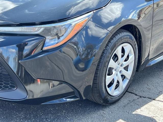 Used 2022 Toyota Corolla LE image 8