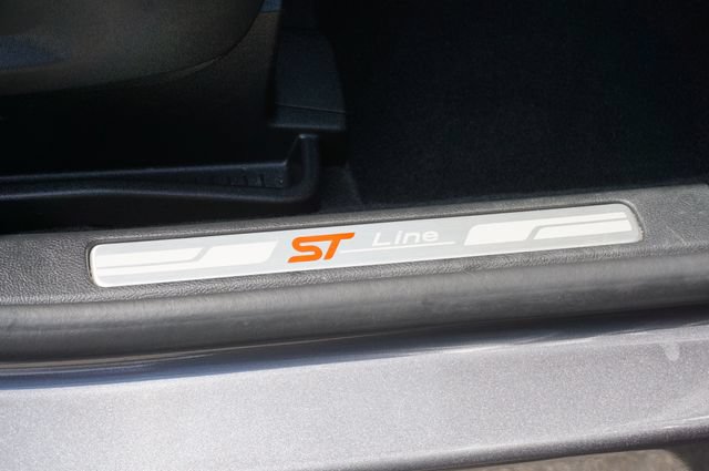 Certified 2024 Ford Edge ST-Line AWD/4WD image 32
