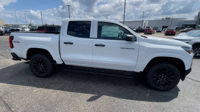 New 2026 Chevrolet Colorado W/T w/ WT Custom Package AWD/4WD image 3