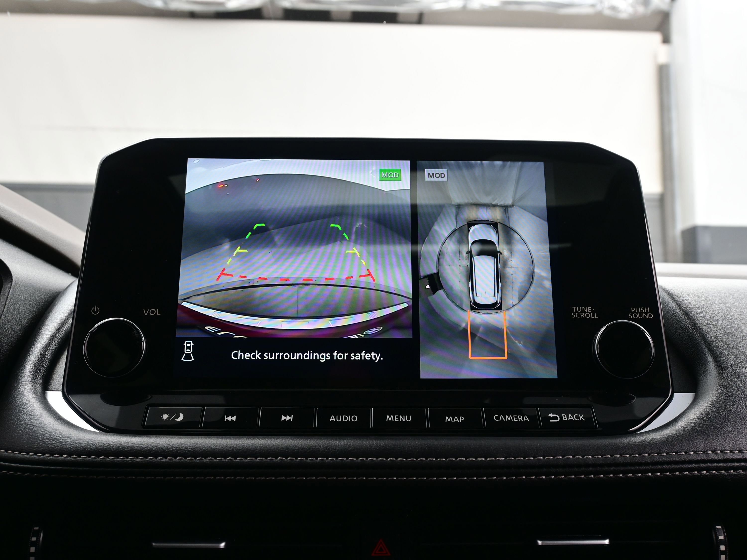 Used 2023 Nissan Rogue SL w/ SL Premium Package image 19