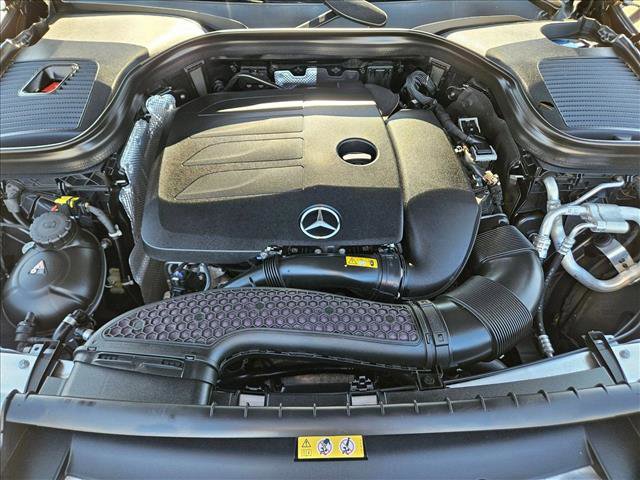 Used 2021 Mercedes-Benz GLC 300 image 23