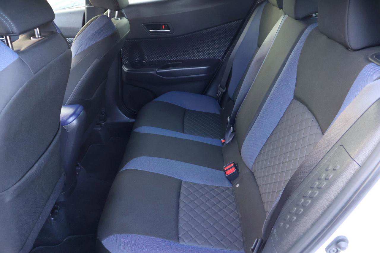 Used 2021 Toyota C-HR XLE image 14