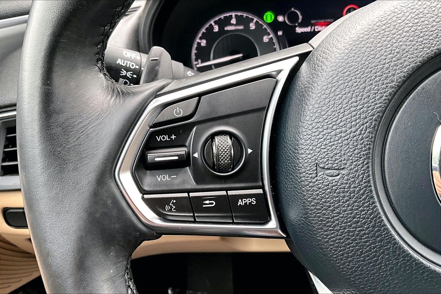 Used 2023 Acura TLX FWD image 16