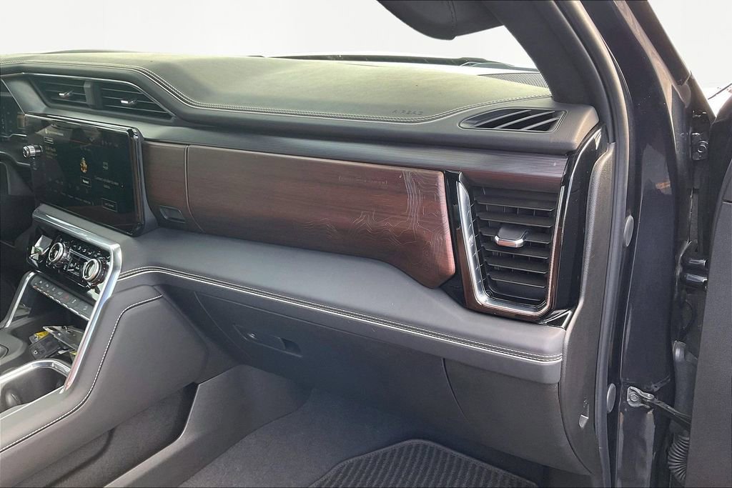 Used 2025 GMC Sierra 1500 Denali Ultimate image 30